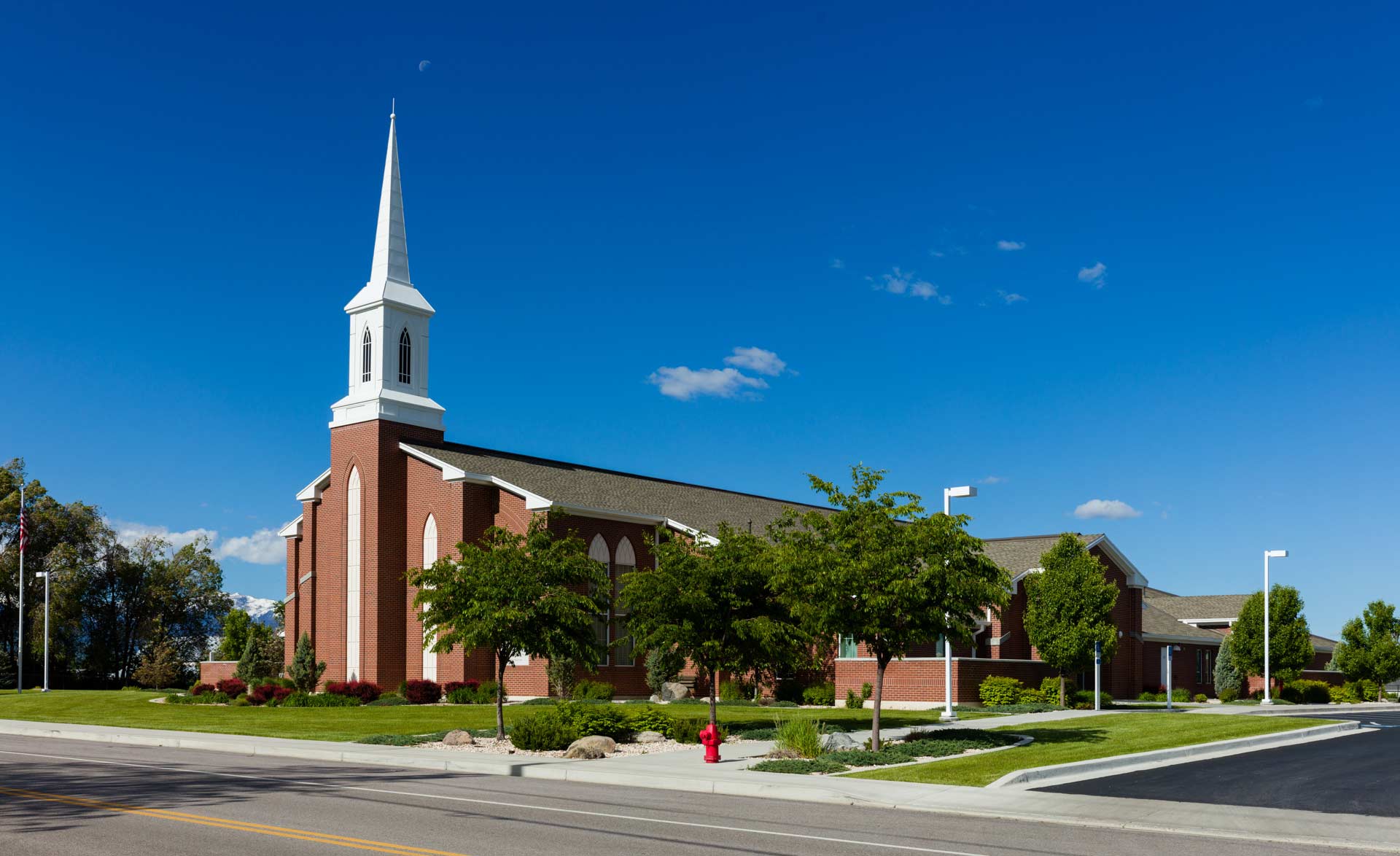 LDS-Chapel_190525_011