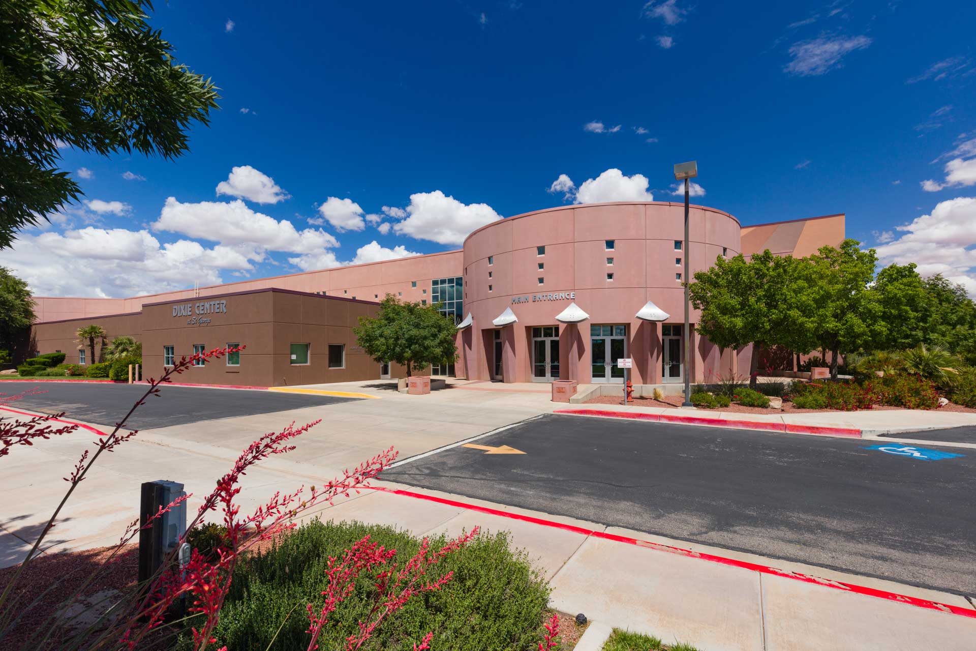 St-George-Convention-Center_190524_015-1